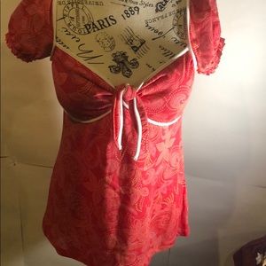 BONGO Top💥 Very nice!! Summer scoop neck top